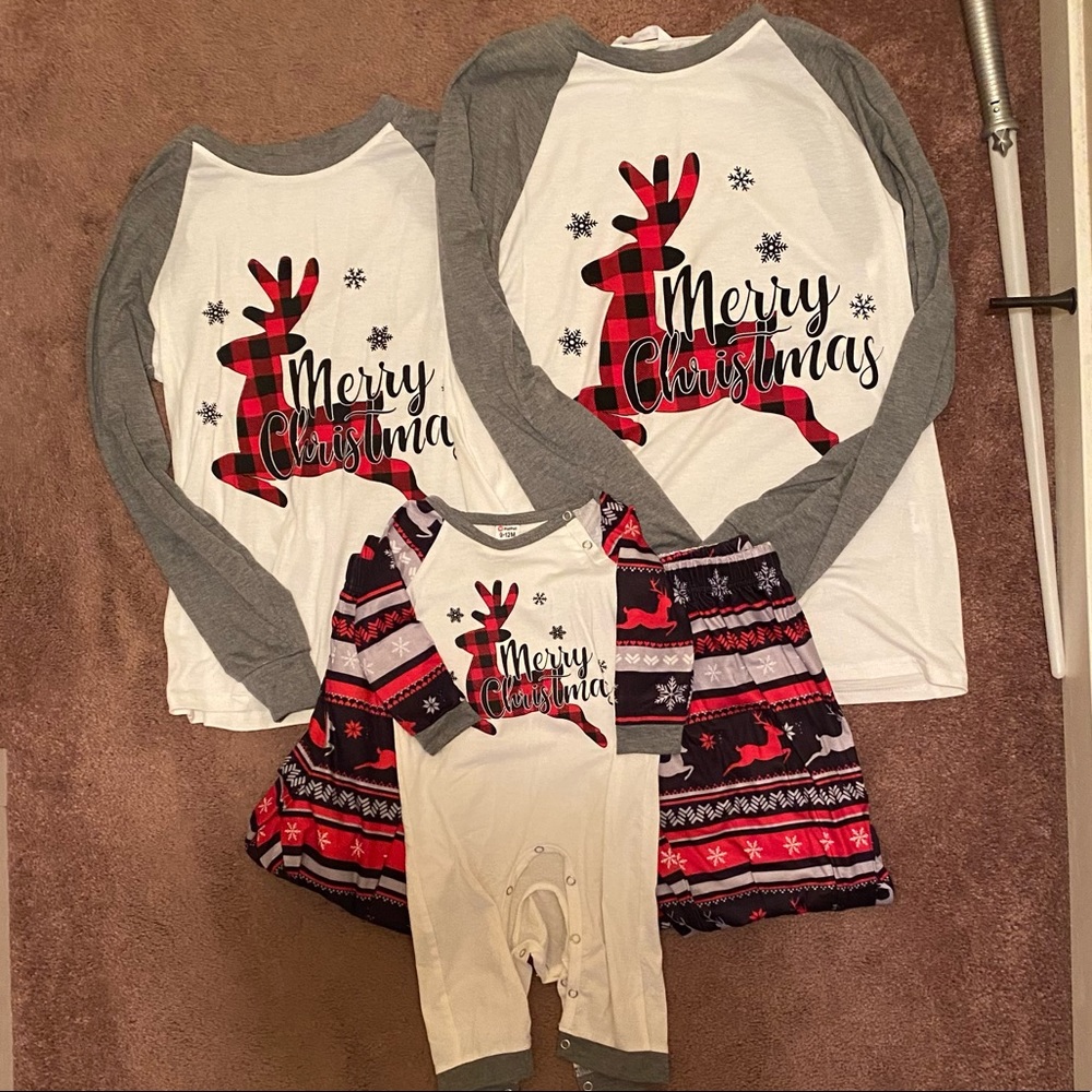 Matching Christmas pajamas for the fam! 🎄 🎅
